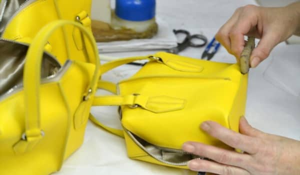 Custom Leather Handbag Manufacturer